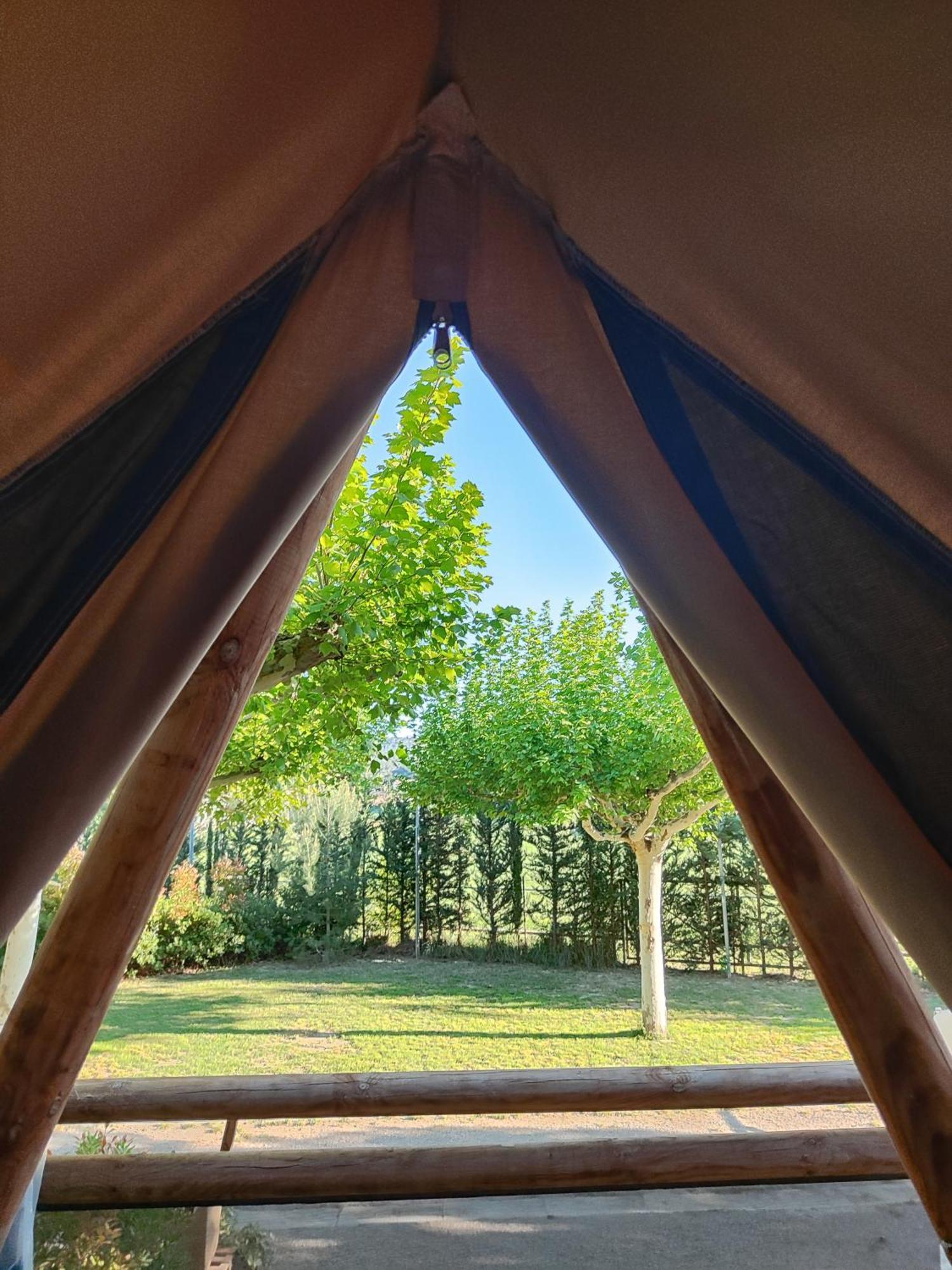 Camping Porte Des Alpilles By M.A Destination Glamping Saint-Étienne-du-Grès 외부 사진