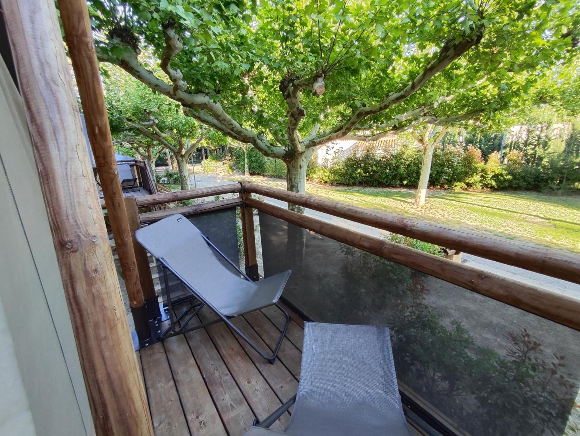 Camping Porte Des Alpilles By M.A Destination Glamping Saint-Étienne-du-Grès 외부 사진